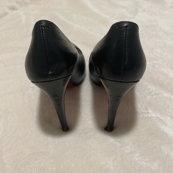 Christian Louboutin Peep Toe - Picture 2 of 4